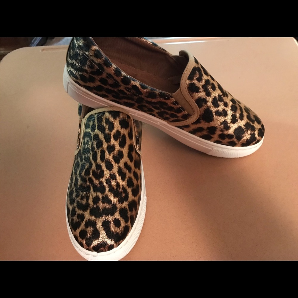 Ladies leopard print sneakers